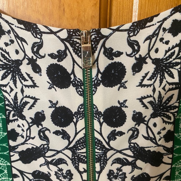 Floral Pattern Dress - Picture 2 of 4